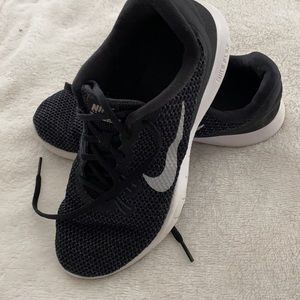 NIKE training flex xr7